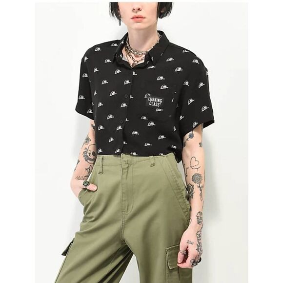 Lurking Class by Sketchy Tank Lurker Black Crop Short Sleeve Woven Shirt Size Sm - Picture 1 of 6